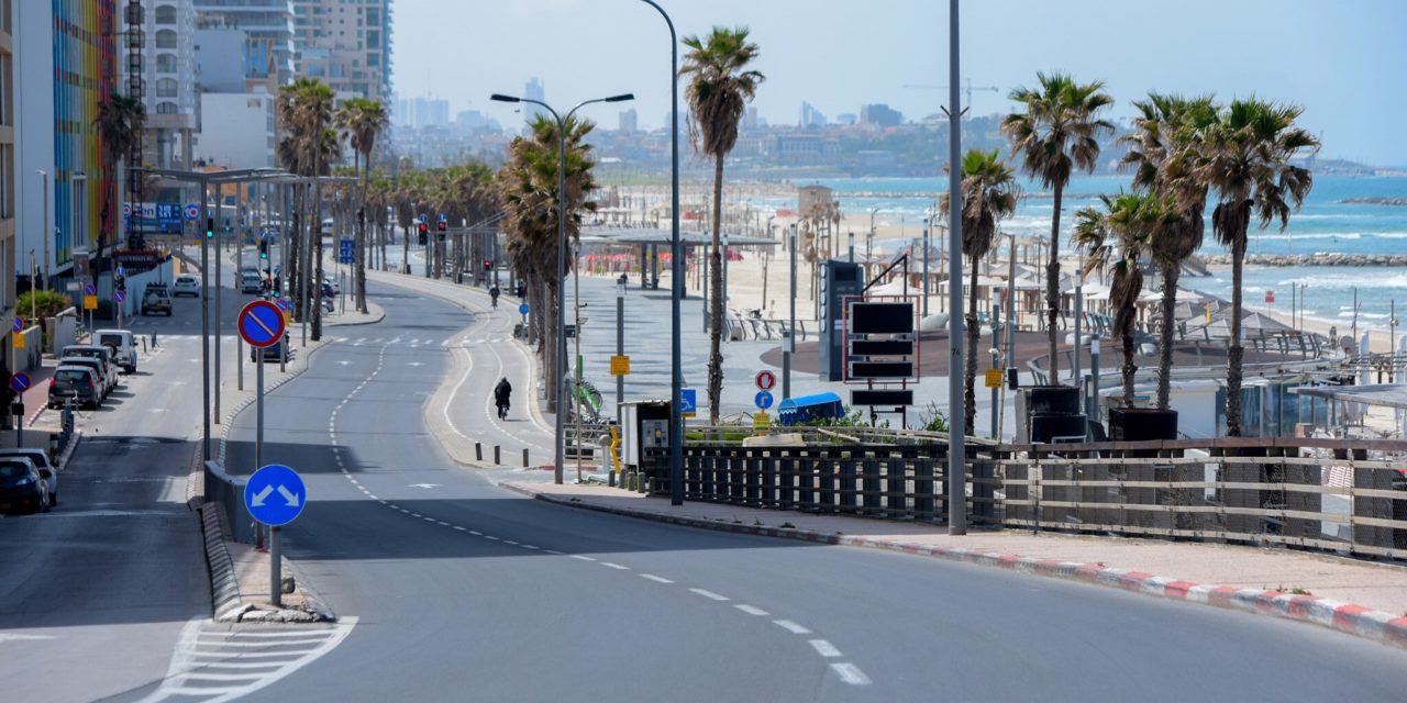 Con 4000 casi giornalieri di virus, Israele si avvia al secondo lockdown