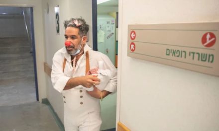 David Barashi, il primo “clown” medico COVID19 di Israele