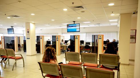 La disoccupazione in Israele raggiunge il 22,7%