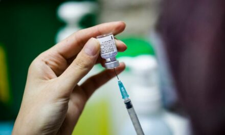 Israele: 100.000 persone vaccinate solo domenica