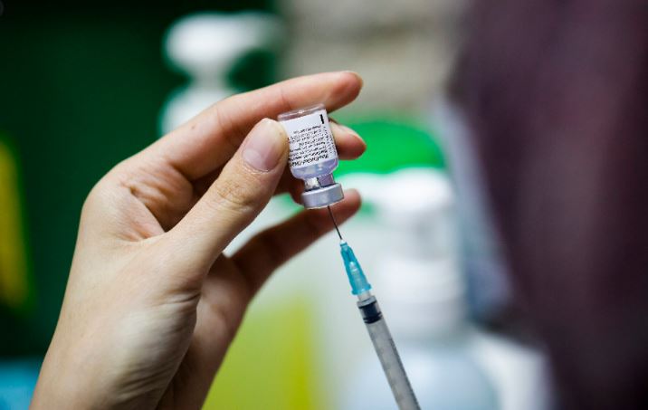 Israele: 100.000 persone vaccinate solo domenica