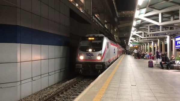 Il servizio notturno dei treni tra l’Aeroporto -Ben Gurion e Tel Aviv/Gerusalemme partirà da questo mese