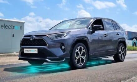 Le auto elettriche Toyota avranno la ricarica wireless grazie alla tecnologia israeliana